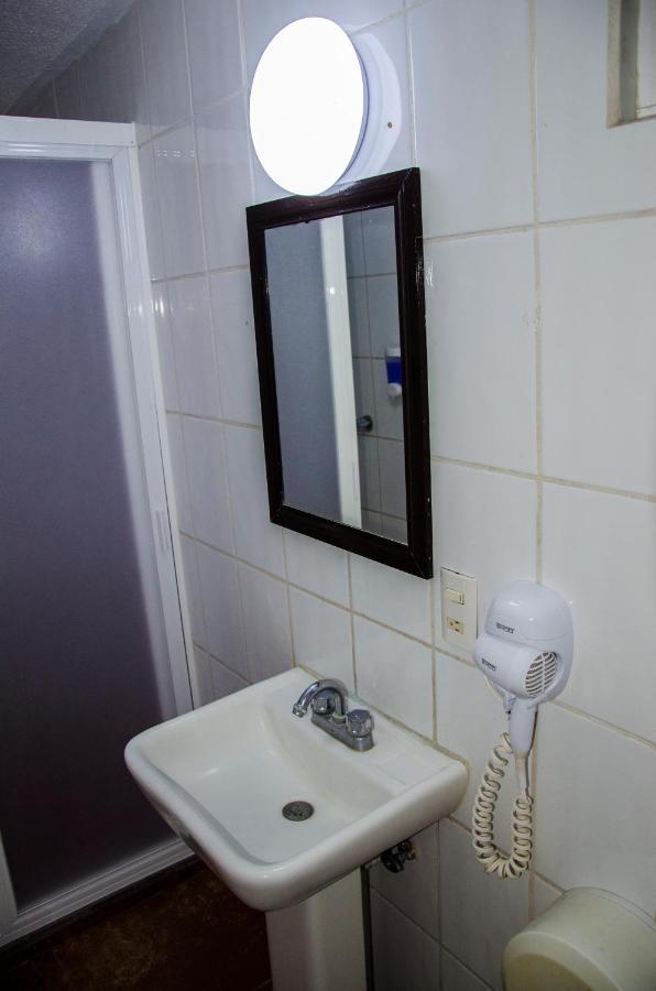 Hotel Tecnologico Querétaro Buitenkant foto